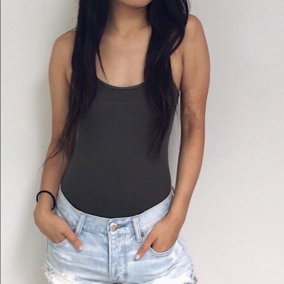 🆕 Eva - Olive Green Basic Bodysuit - Picture 2 of 5